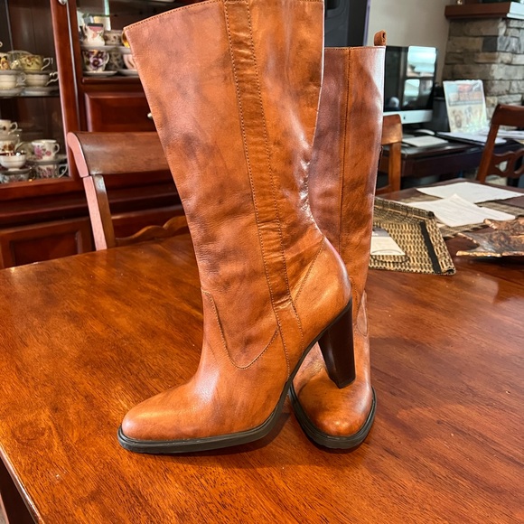 Nine West brown leather boots - Picture 3 of 5